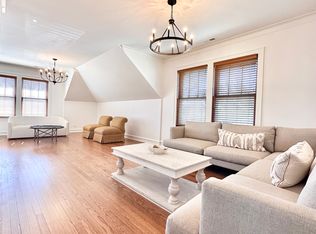 6258 N Leona Ave #2, Chicago, IL 60646