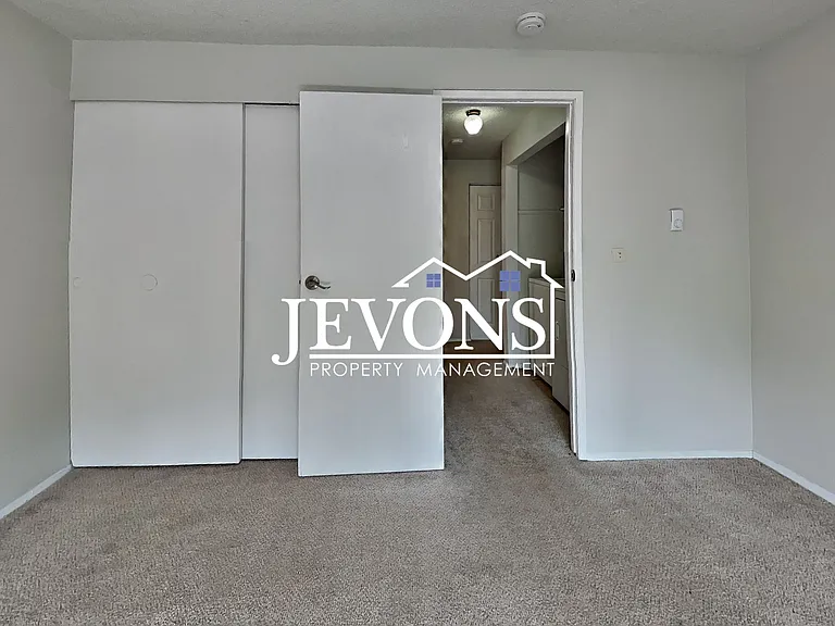 5017 S Orchard St #D — Photo 17