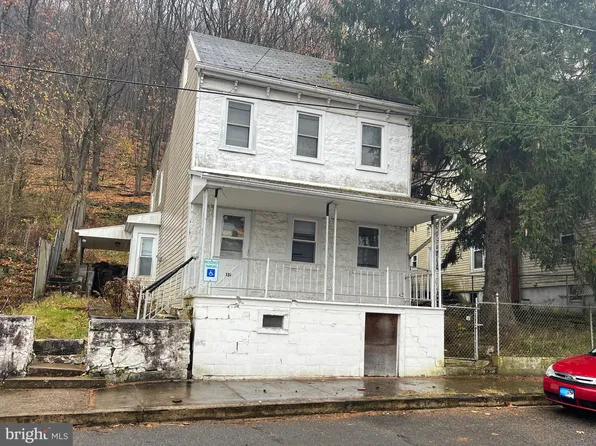 134 W Savory St, Pottsville, PA 17901