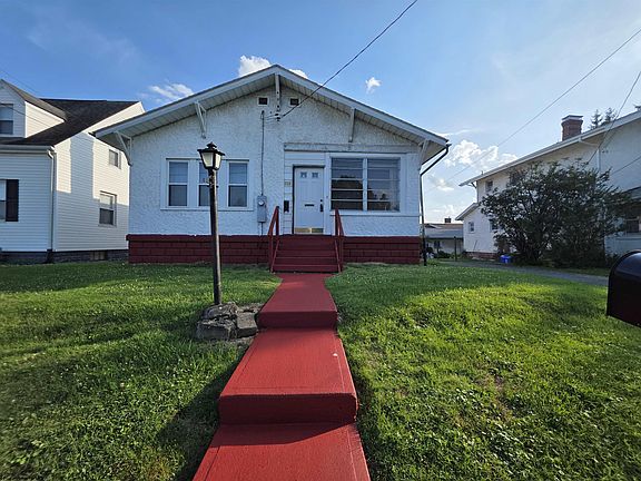 5th image of 313 New York Ave