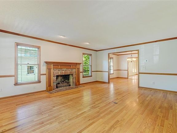 5th image of 503 Brookfield Dr