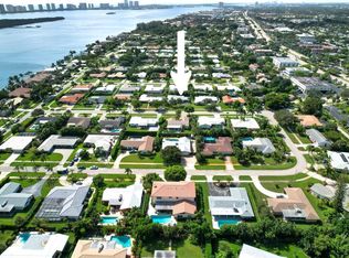 124 Anchorage Dr N, North Palm Beach, FL 33408