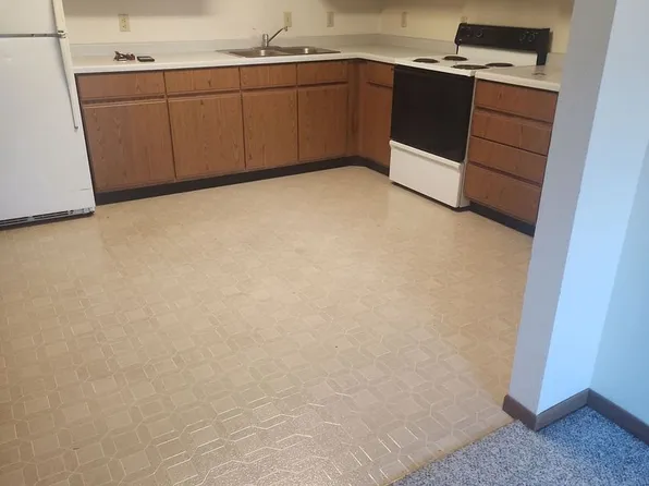 488 N Welco Dr #24, Montgomery, MN 56069