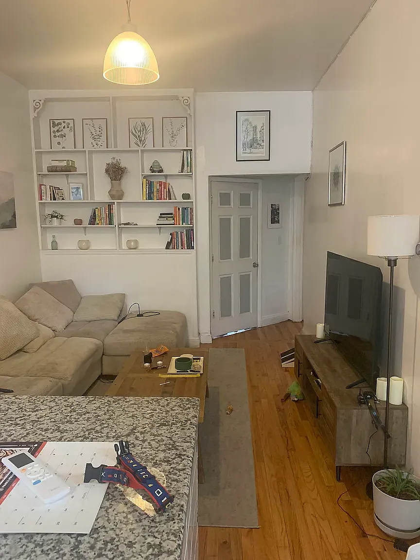217 Smith Street — Photo 3