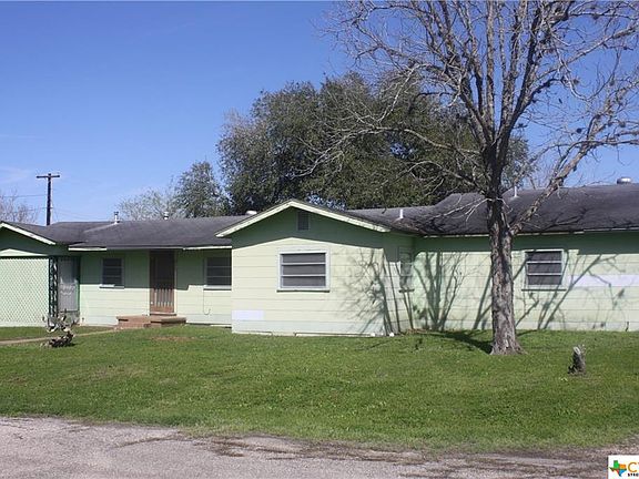 2nd image of 211 Green St