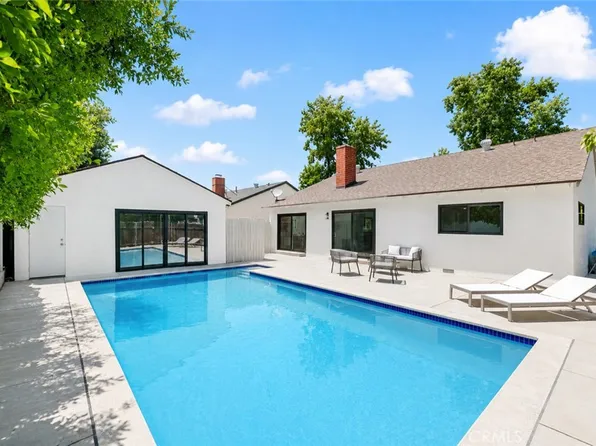 15550 Otsego St, Encino, CA 91436