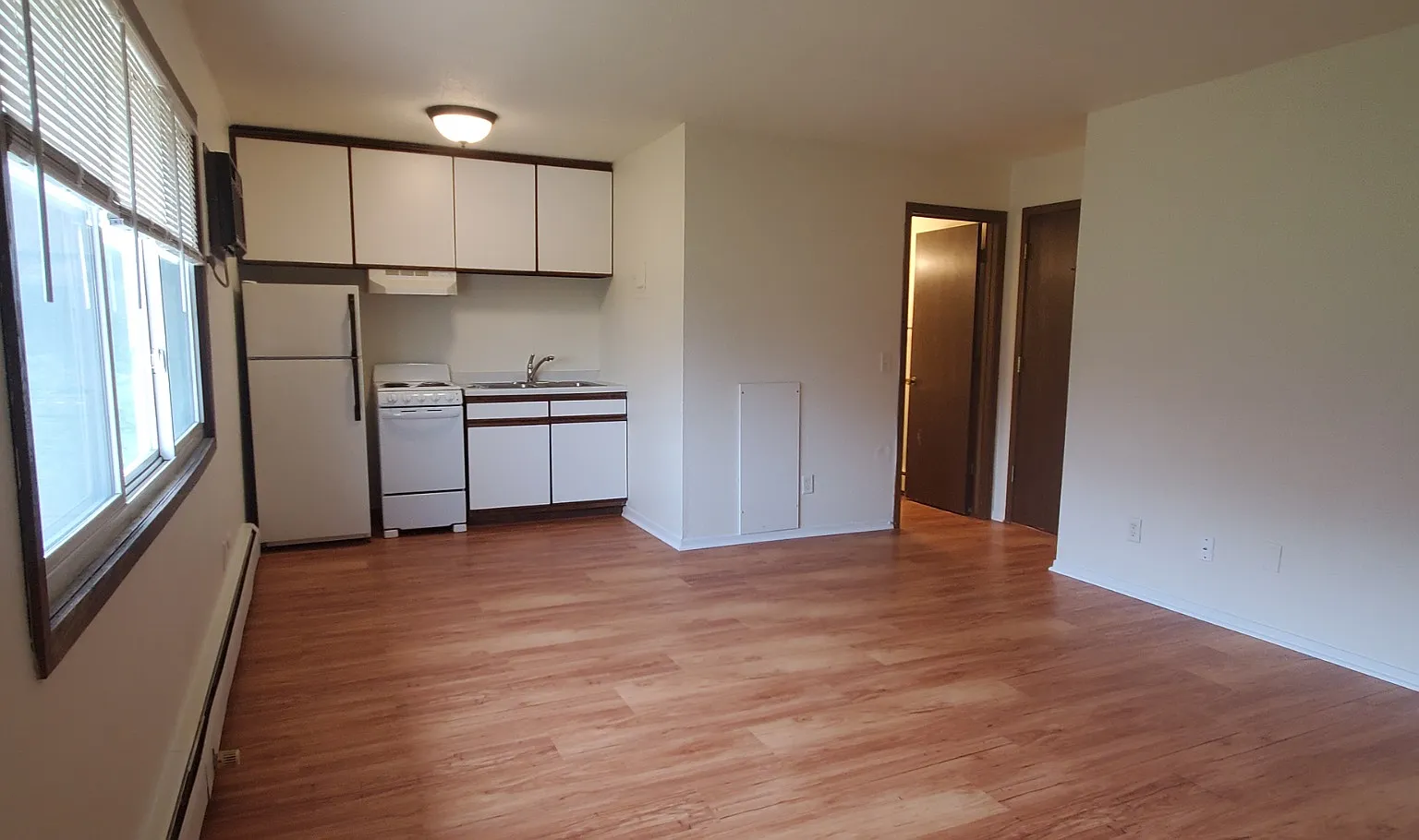 2190 Robbins Street - 2 — Photo 3