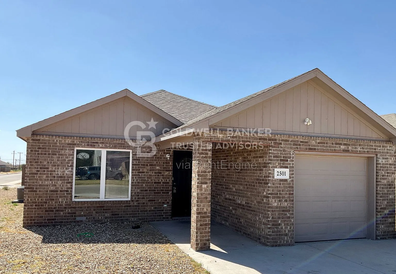 3 bed, 2.0 bath, 1323 sqft, $1,425 — Photo 1
