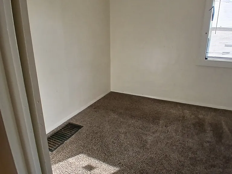 842 S Jasper St — Photo 13