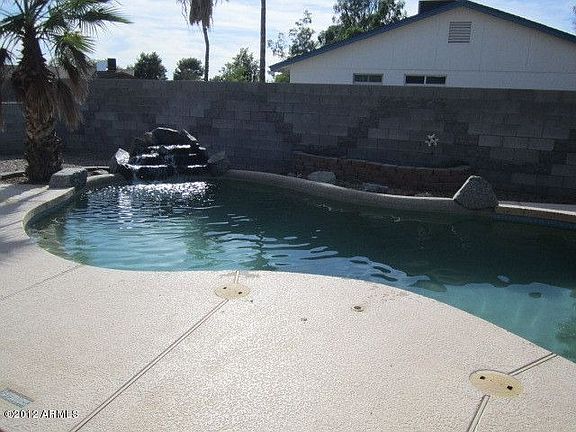 4th image of 19036 N 13th Dr