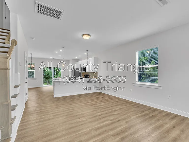 267 Old Grove Ln — Photo 8