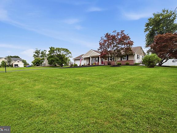 5th image of 1595 Old Skippack Rd