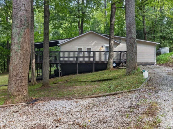 1365 Lakeside Dr, Spencer, IN 47460
