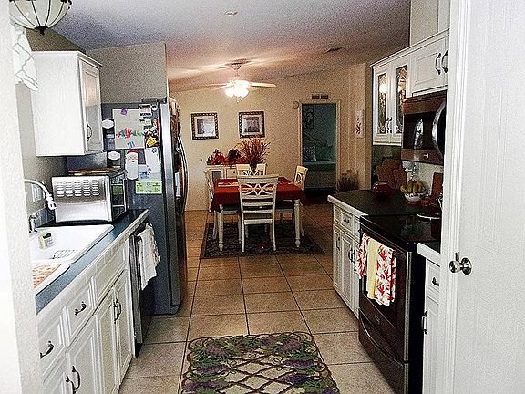 2nd image of 239 Blue Heron Lake Cir