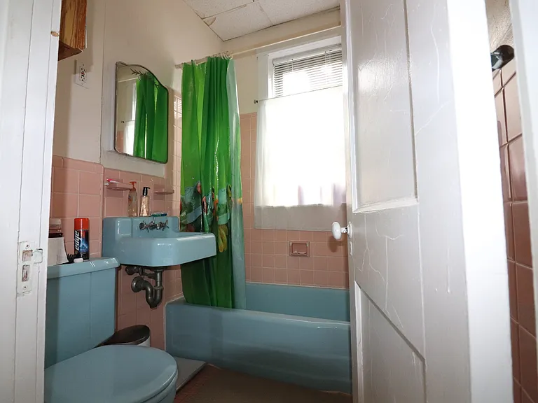 122 Babcock St #4A — Photo 9