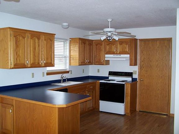 4th image of 801 Hereford Dr