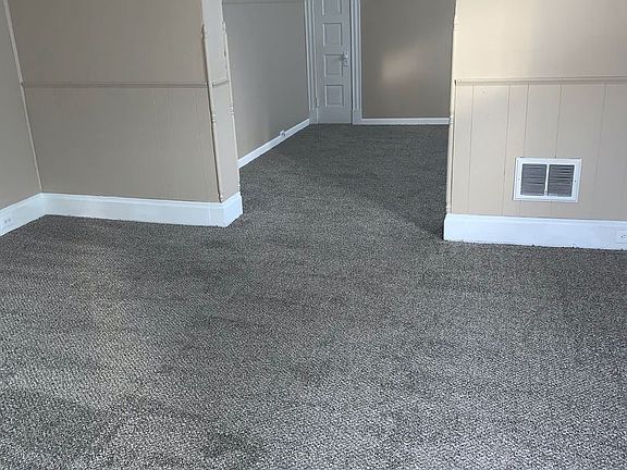 5th image of 3742 Mayfield Ave