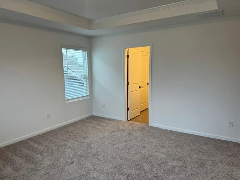 2174 Clifton Rd #E2-208 — Photo 5