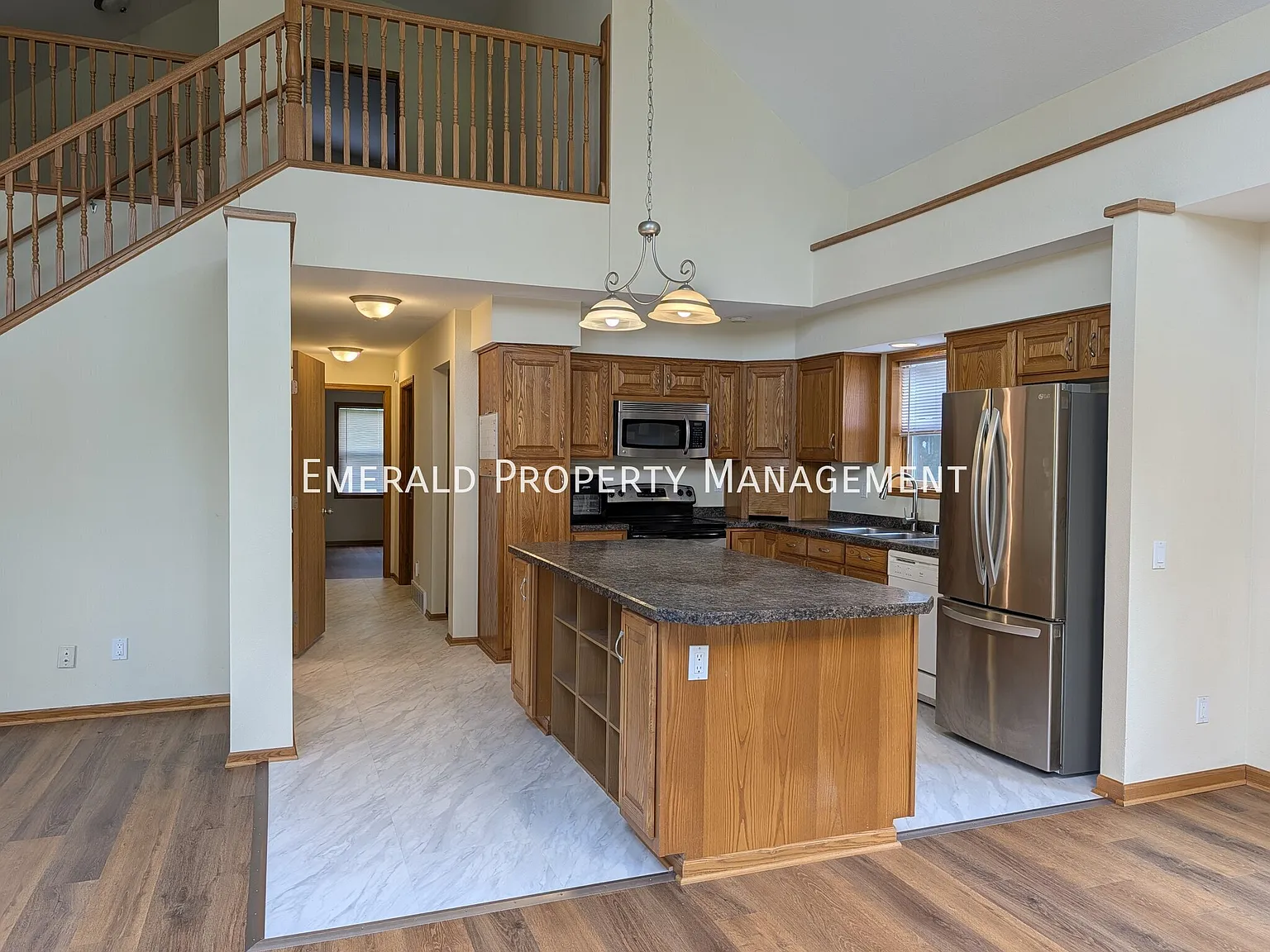 3 bed, $2,950 — Photo 4