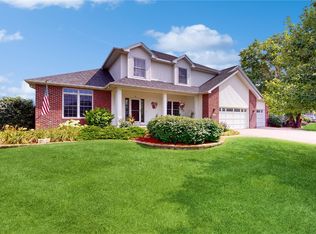 5310 W Mustang Rd, Cedar Rapids, IA 52411