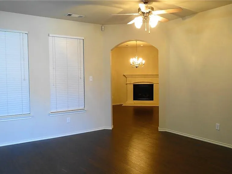 8004 Ranchvale Ln — Photo 5