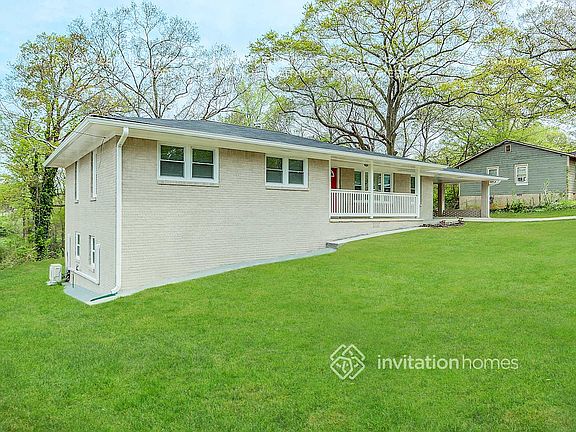 2nd image of 1929 E Farris Ave