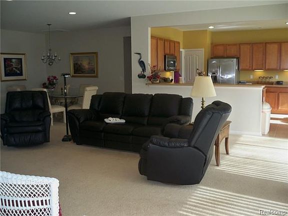 3rd image of 24270 Crystal Dr