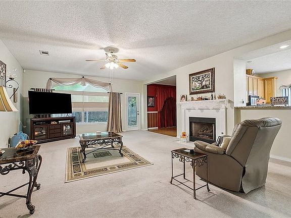 3rd image of 3126 Meadow Lake Rd