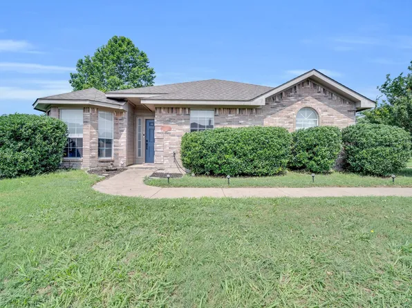 6231 Hill Dr, Midlothian, TX 76065