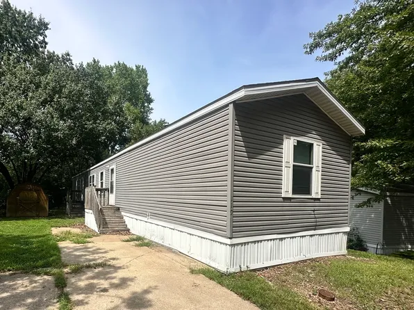 119 Miss Ellie Cir, Belton, MO 64012