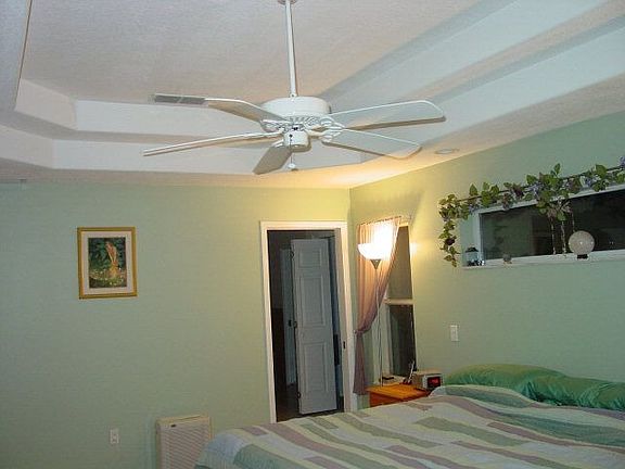3rd image of 13 Franciscan Ln
