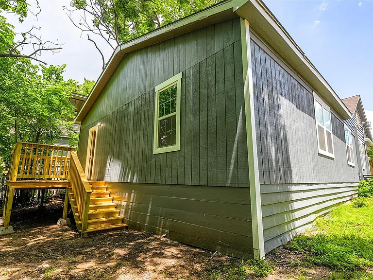 335 N Marsalis Ave — Photo 12
