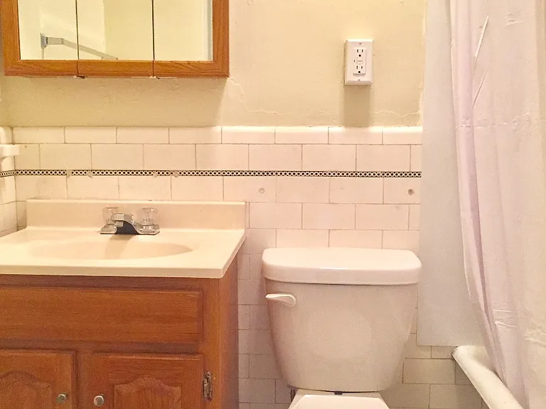 233 Essex St #45 — Photo 7