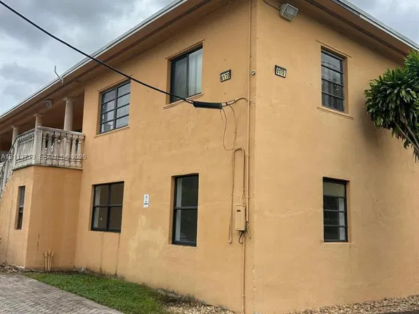 6170 SW 62nd Ter APT 4, South Miami, FL 33143