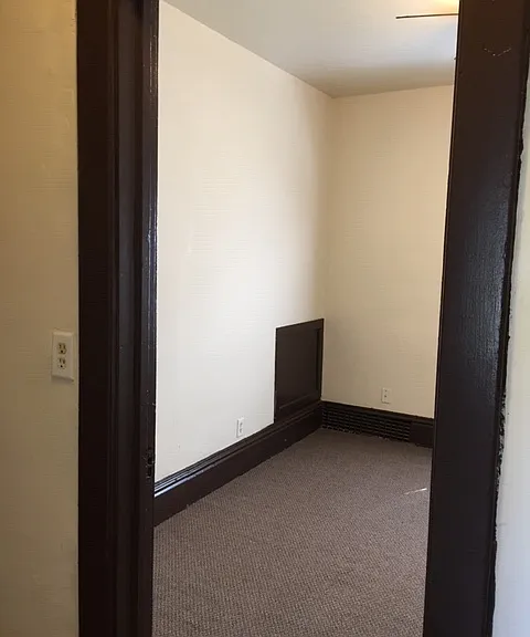 803 11th St #2 — Photo 36