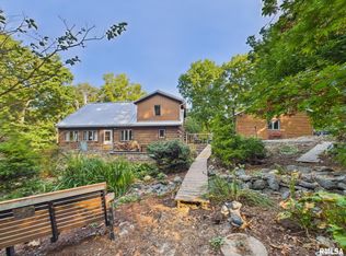 14138 Boy Scout Trl, Petersburg, IL 62675