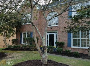 1752 Hillside Bend Xing, Lawrenceville, GA 30043