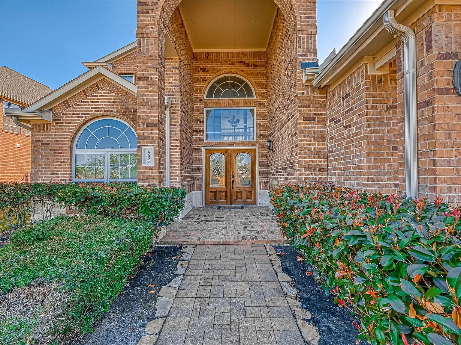4 bed, 3.5 bath, 3244 sqft, $3,780 — Photo 3