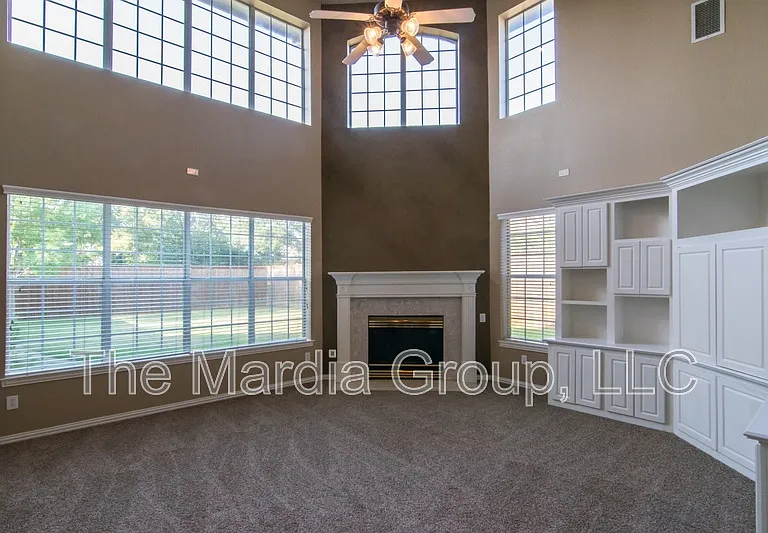 5403 Exeter Dr — Photo 10