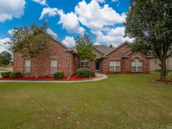 141 Scenic Valley Loop, Maumelle, AR 72113