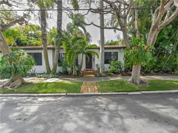110 N 16th Ave, Hollywood, FL 33020