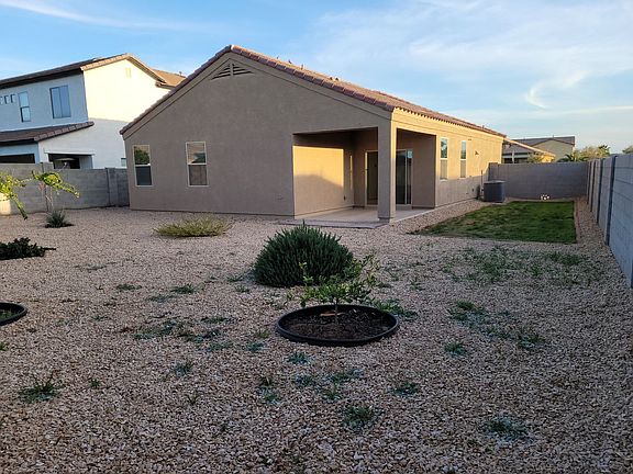 3rd image of 11418 E Cliffrose Ln