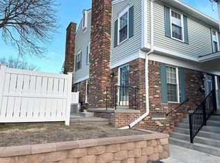 21306 E Glen Haven Cir, Northville, MI 48167