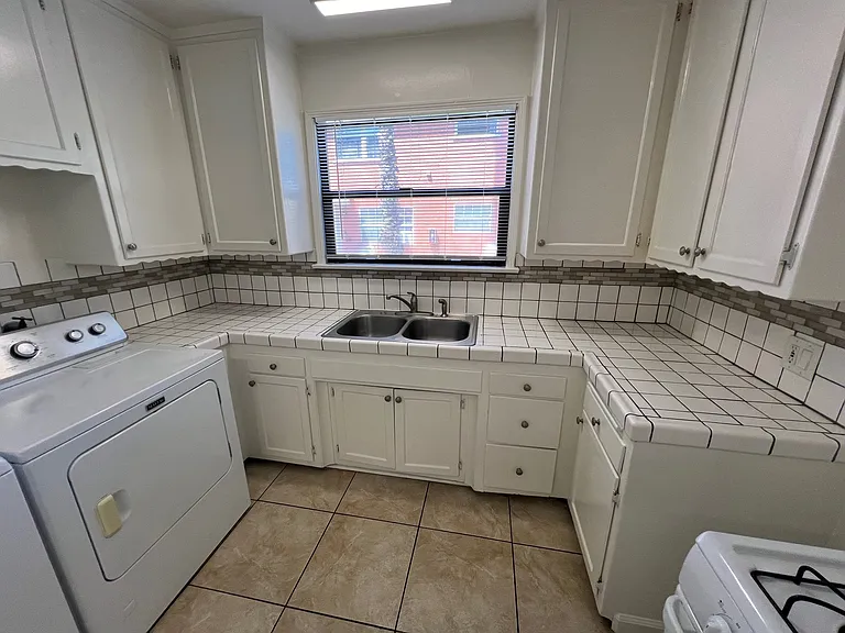 5515 Kinston Ave #5515 — Photo 25