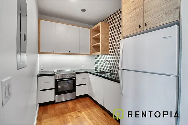 Rented by Rentopia | media 24