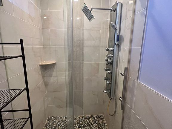 5th image of 1124 S 22nd St Floor 1