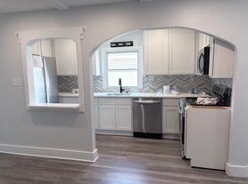 2088 Fulton Rd, Cleveland, OH