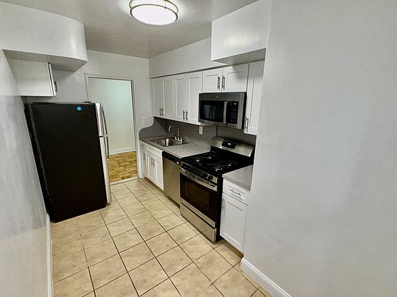 2nd image of 14415 41st Ave #4H