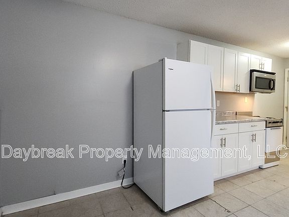 3rd image of 713 30th St N APT 4