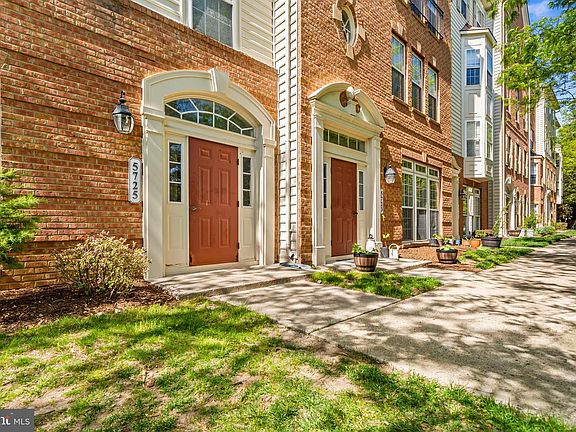 2nd image of 5725 Callcott Way Unit P